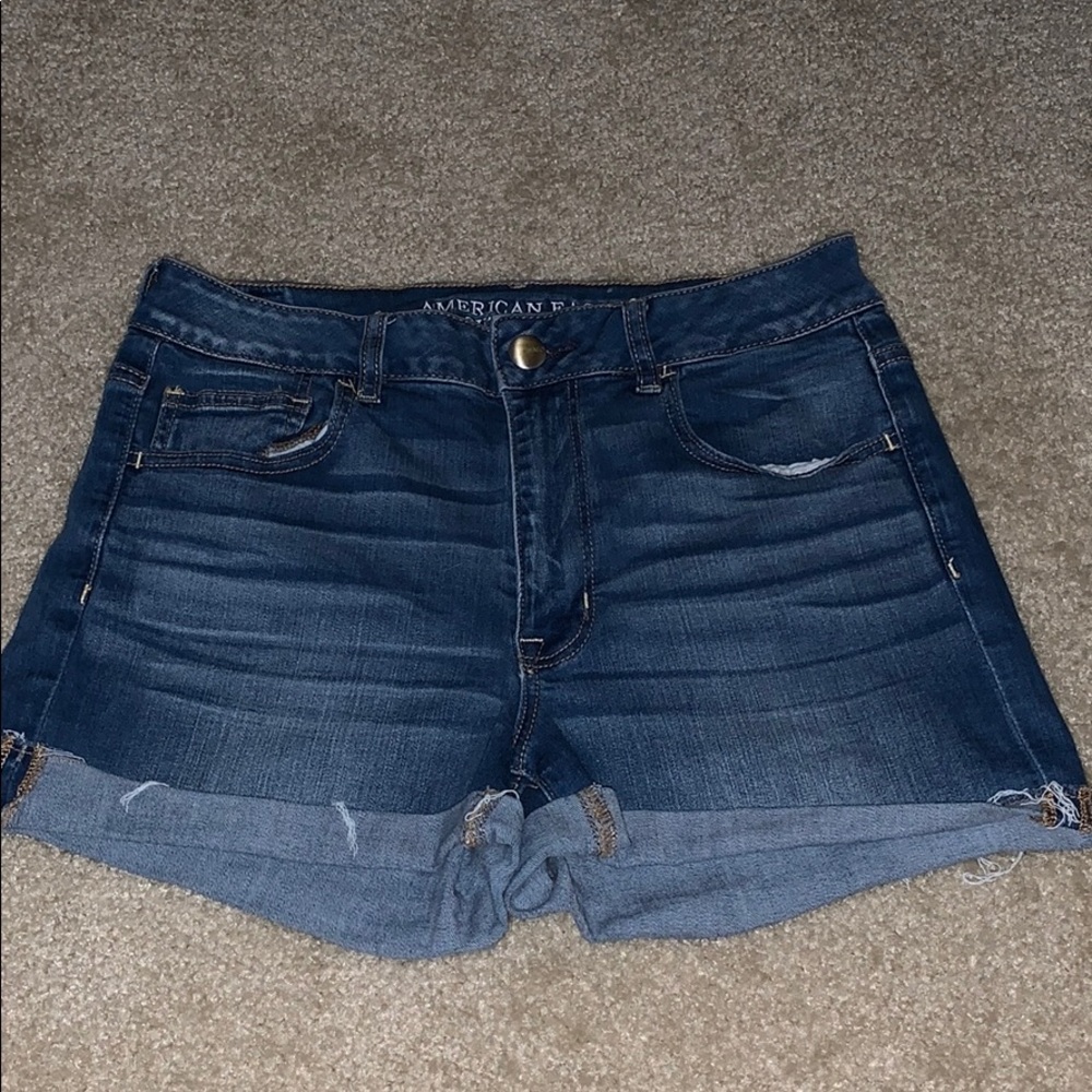 Women’s American Eagle denim shorts